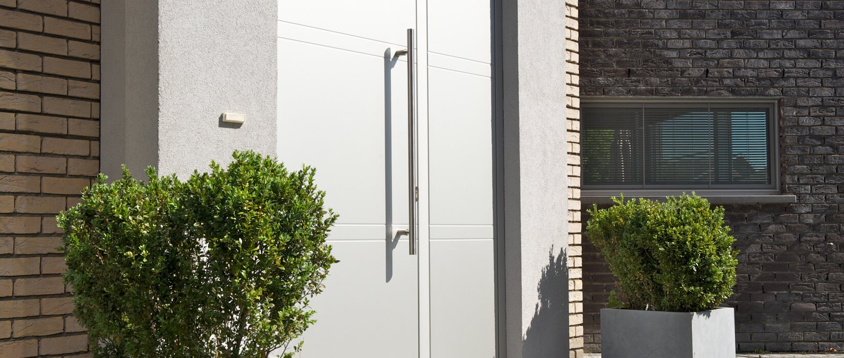 Krankzinnigheid Maaltijd kolf Aluminium deuren: de voordelen van onze voordeuren | Belisol